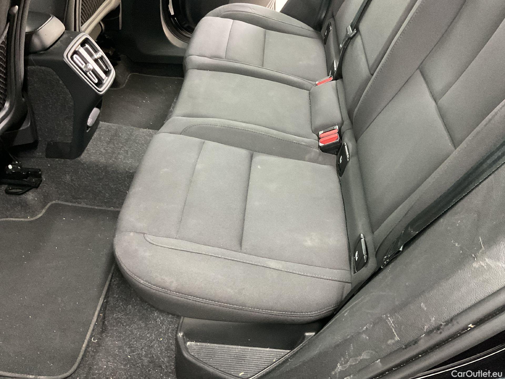  Volvo  XC 40 Volvo, XC40 '17, Volvo XC40 T3 Momentum Pro 5d !!No COC!! #4