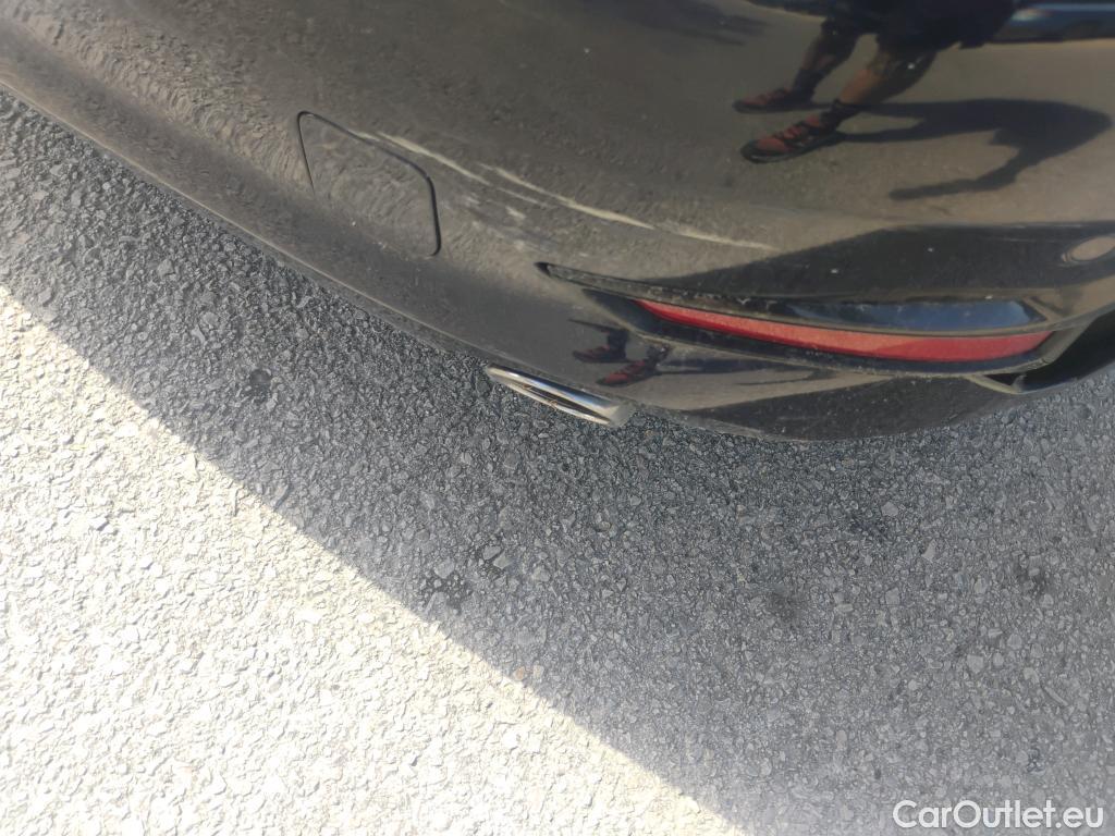 Bmw  Serie 3 BMW  / 2018 / 4P / sedán 318d Auto. #14