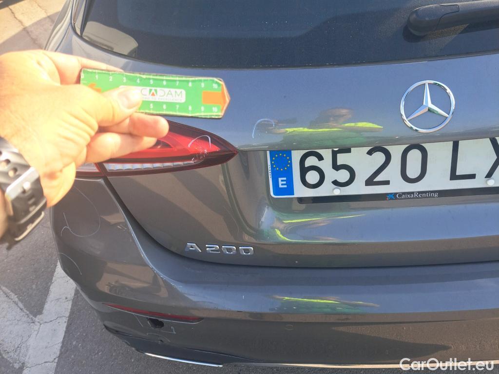  Mercedes  A-Klasse MERCEDES-BENZ Clase A / 2018 / 5P / berlina con portón A 200 #69