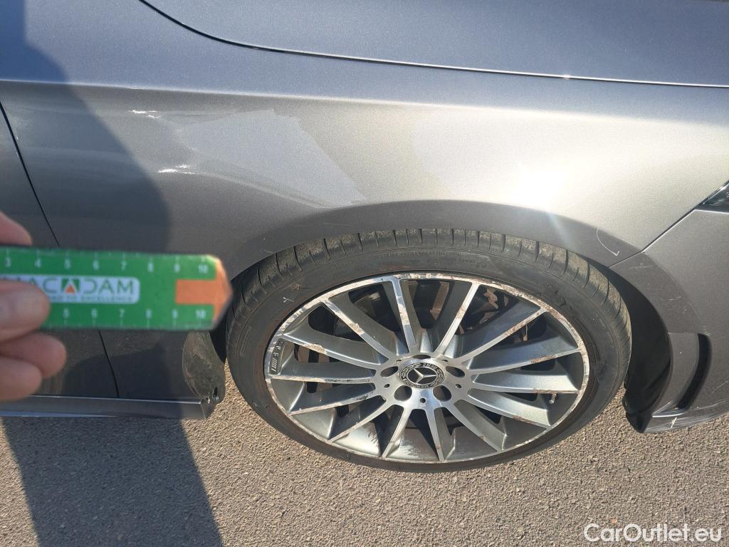  Mercedes  A-Klasse MERCEDES-BENZ Clase A / 2018 / 5P / berlina con portón A 200 #27