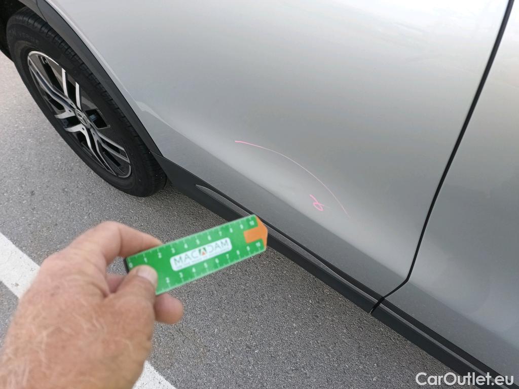  Mercedes  GLA MERCEDES-BENZ  / 2020 / 5P / todoterreno  250 e #3
