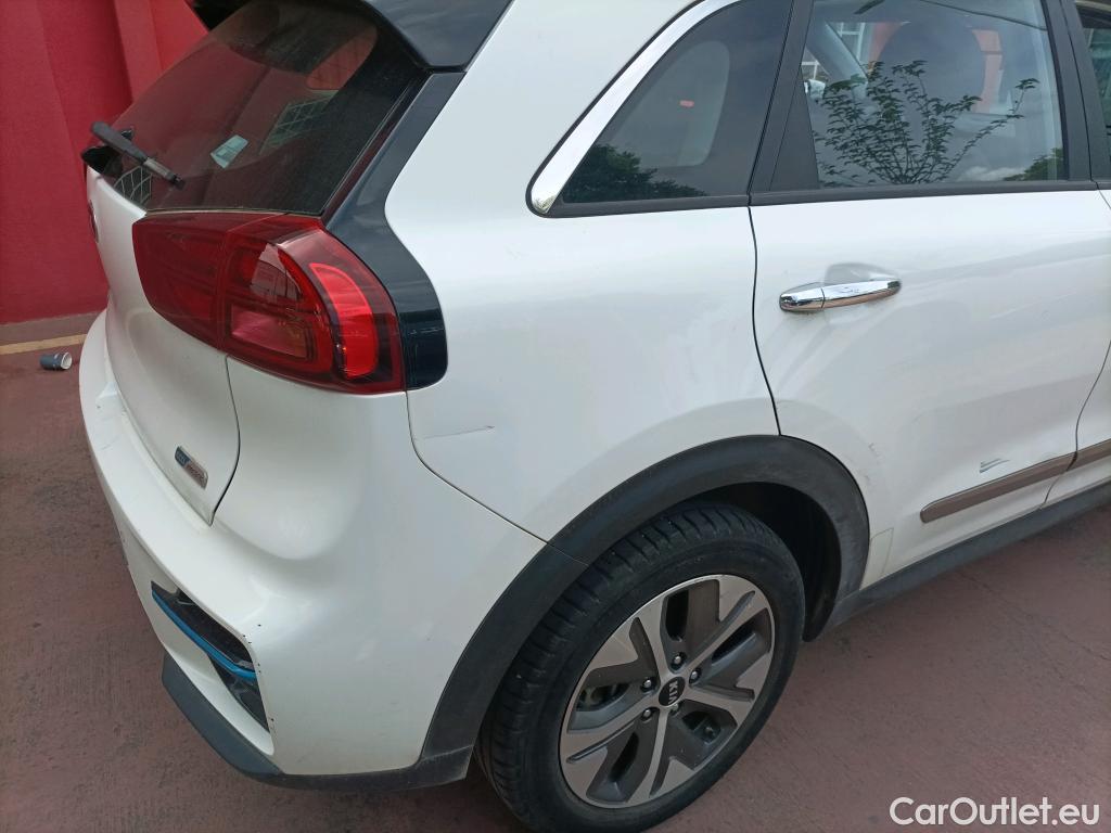  KIA  Niro KIA e- crossover e- 204 CV Drive (Long Range) #3