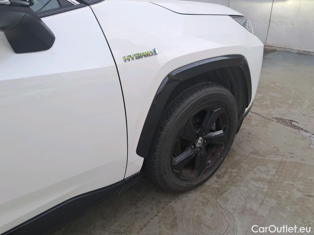  Toyota  RAV4 TOYOTA  / 2018 / 5P / todoterreno 2.5l 220H Feel! #1
