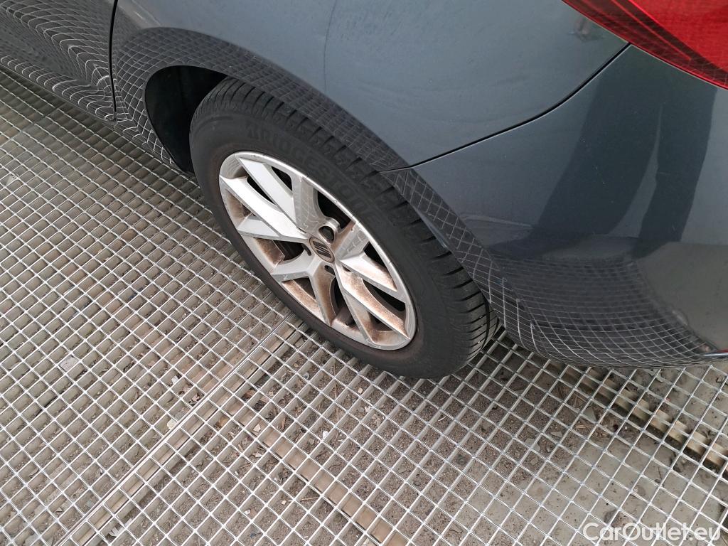  Seat  Leon SEAT Nuevo León / 2020 / 5P / berlina con portón 2.0 TDI 85kW S&S Style Go(SP) #15