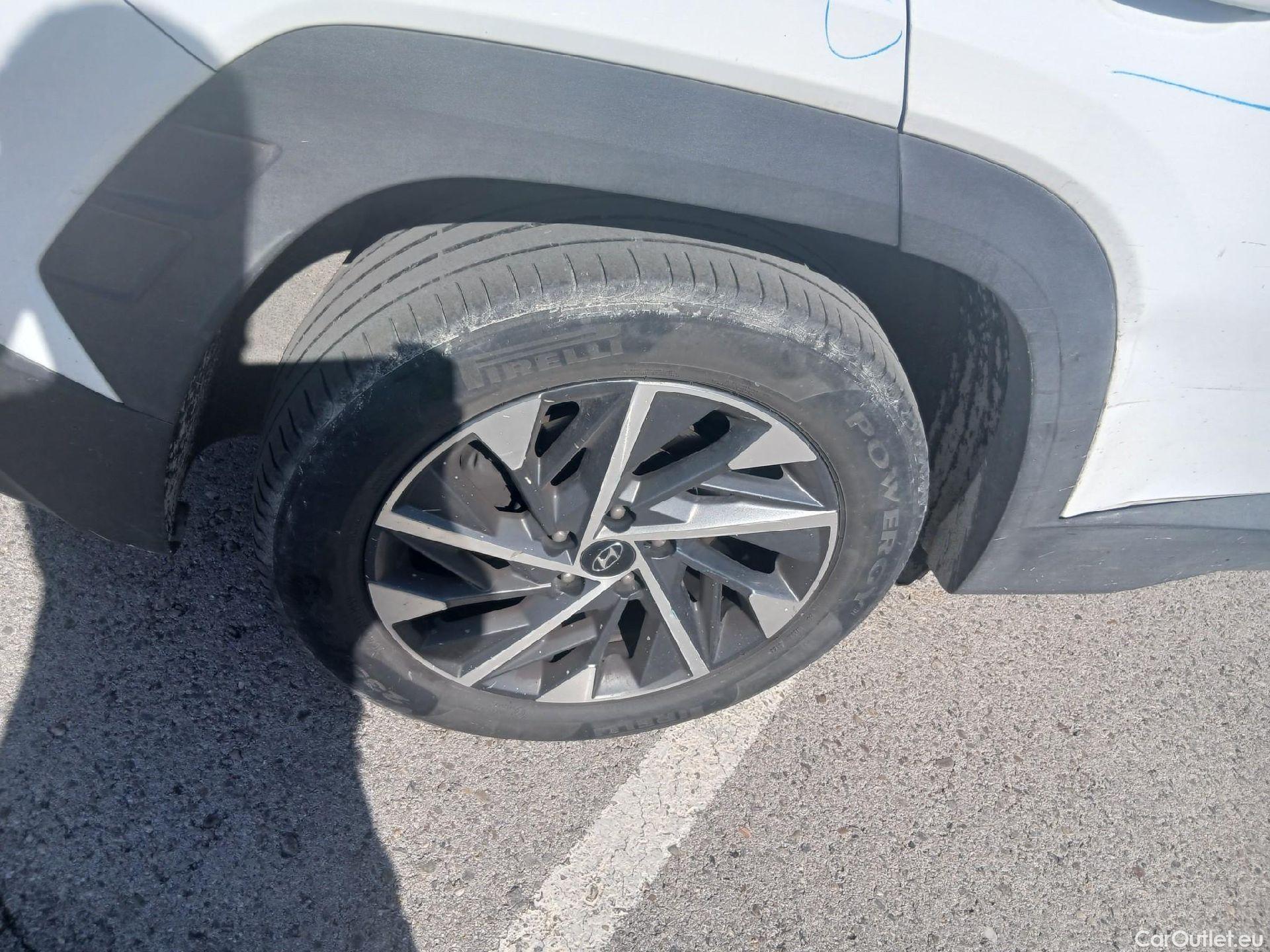  Hyundai  Tucson HYUNDAI  / 2020 / 5P / todoterreno 1.6 TGDI 110kW (150CV) 48V Tecno Sky #1