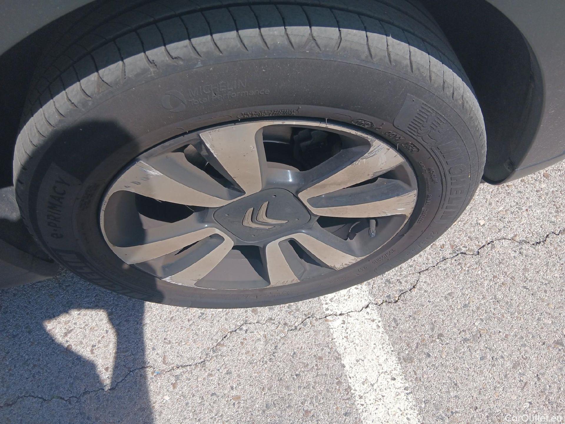  Citroen  C3  Feel Pack 1.2 PureTech 80CV MT5 E6d #22