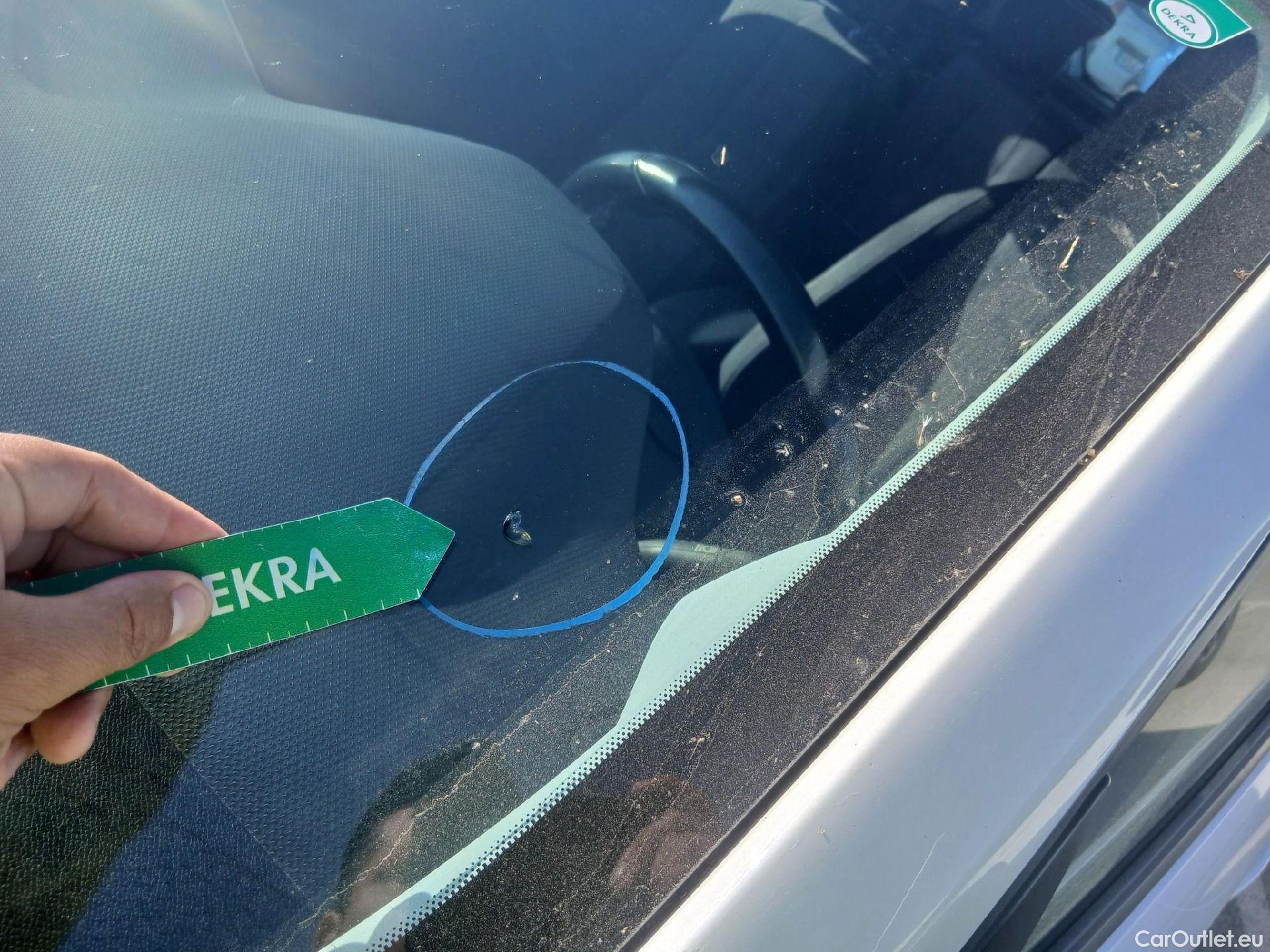  Opel  Corsa OPEL  / 2019 / 5P / berlina con portón 1.5D DT 74kW (100CV) Edition #9