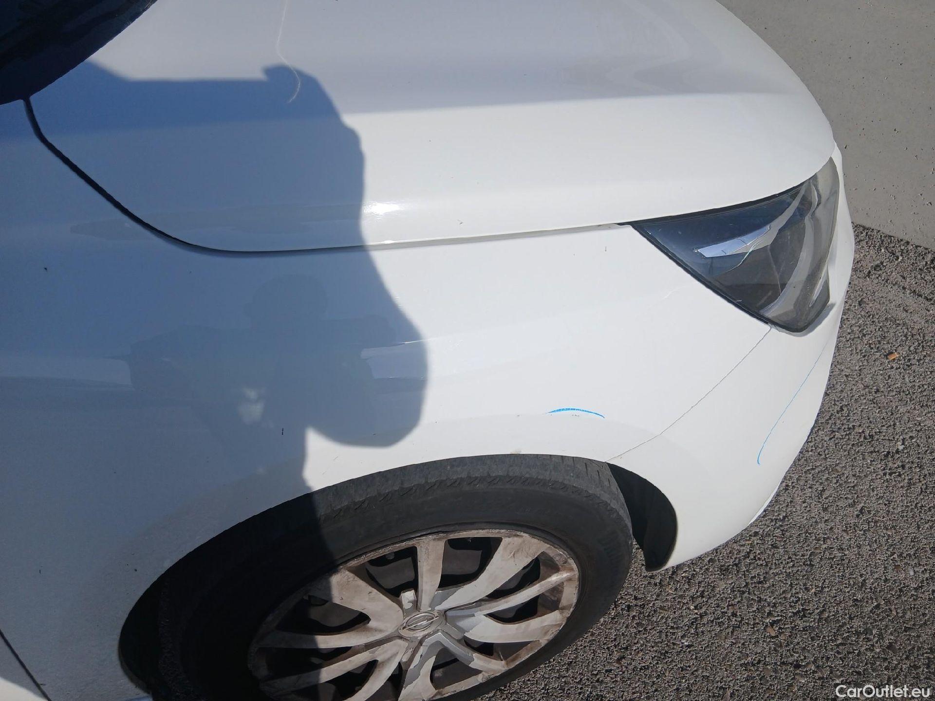  Opel  Corsa OPEL  / 2019 / 5P / berlina con portón 1.5D DT 74kW (100CV) Edition #38