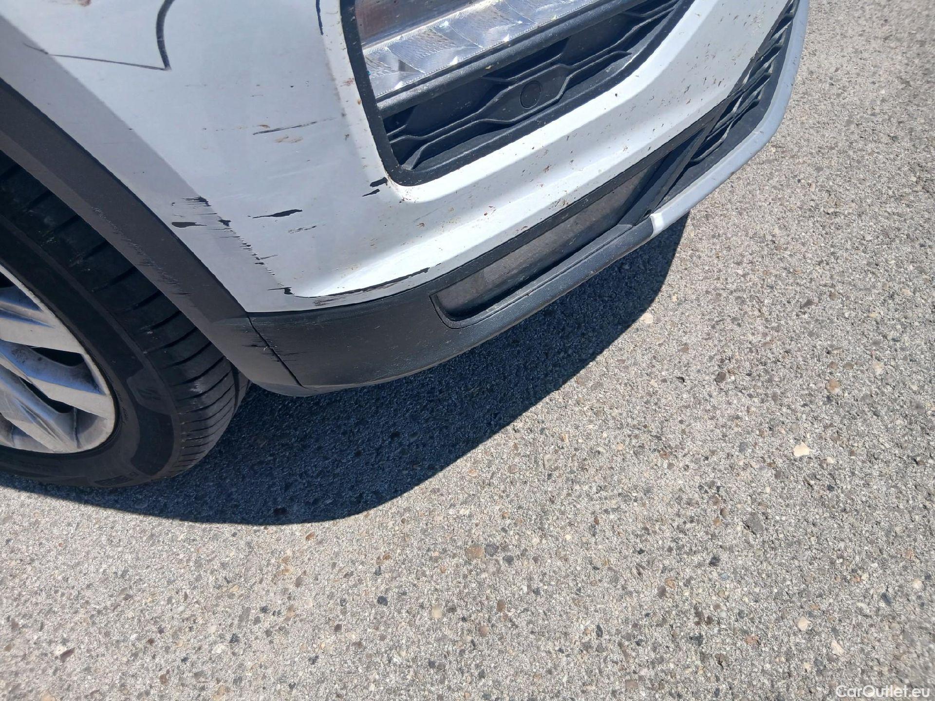  Volkswagen  T-ROC VOLKSWAGEN  / 2017 / 5P / todoterreno Advance 2.0 TDI 85kW (115CV) #6