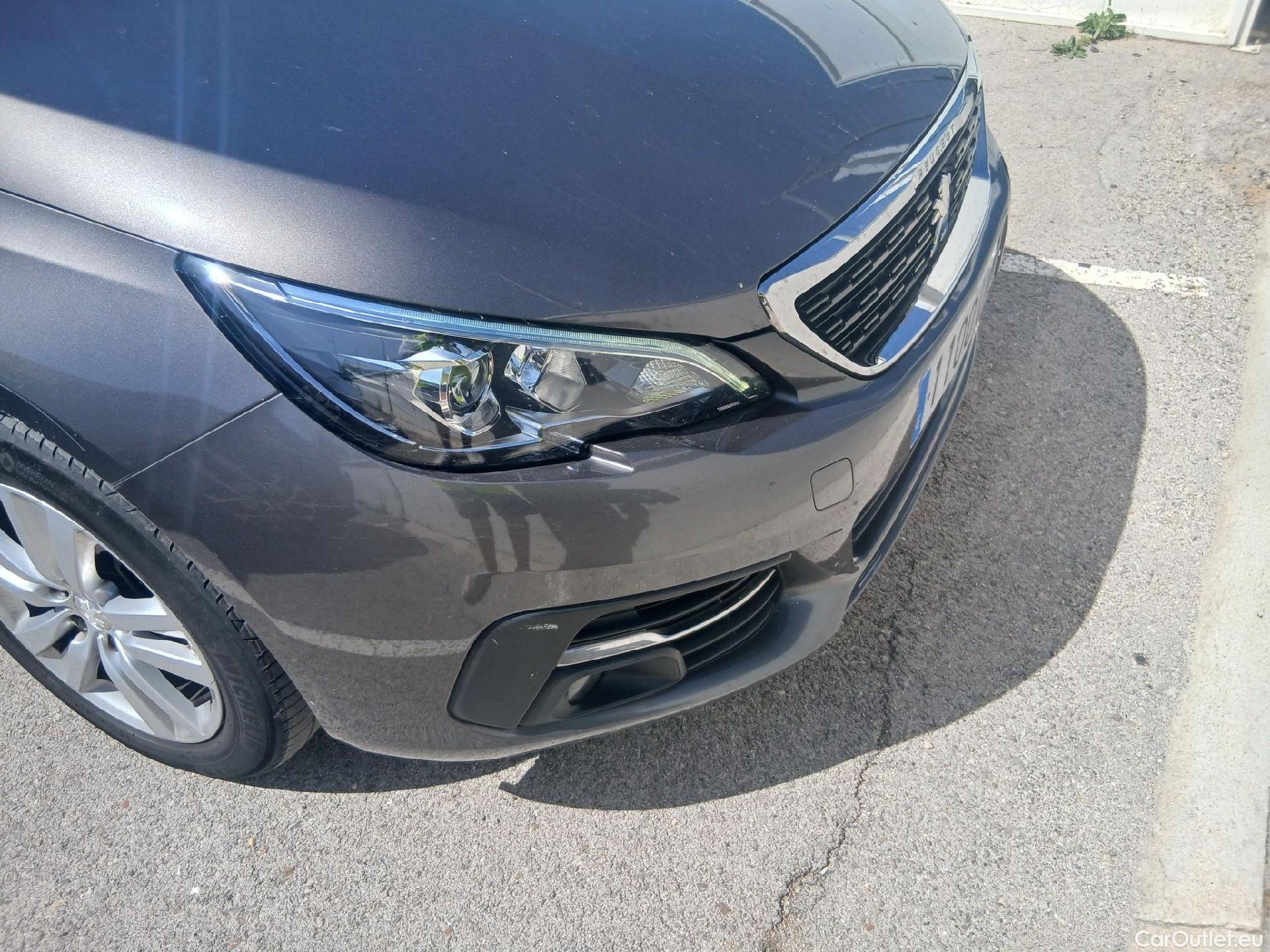  Peugeot  308 PEUGEOT  / 2017 / 5P / familiar SW Active Pack PureTech 110 S&S #7