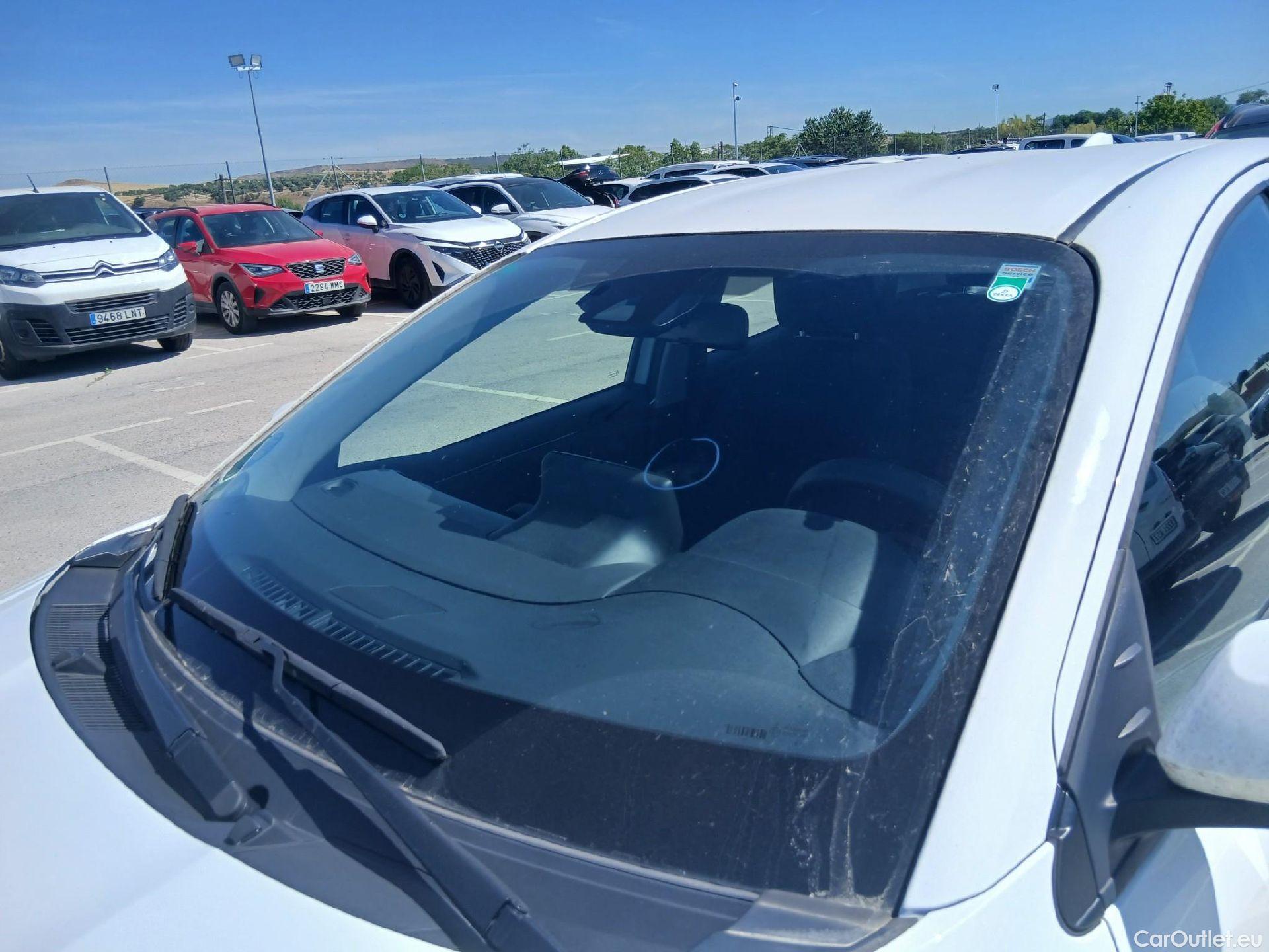  Toyota  Yaris TOYOTA  1.5 120H Business Plus #10