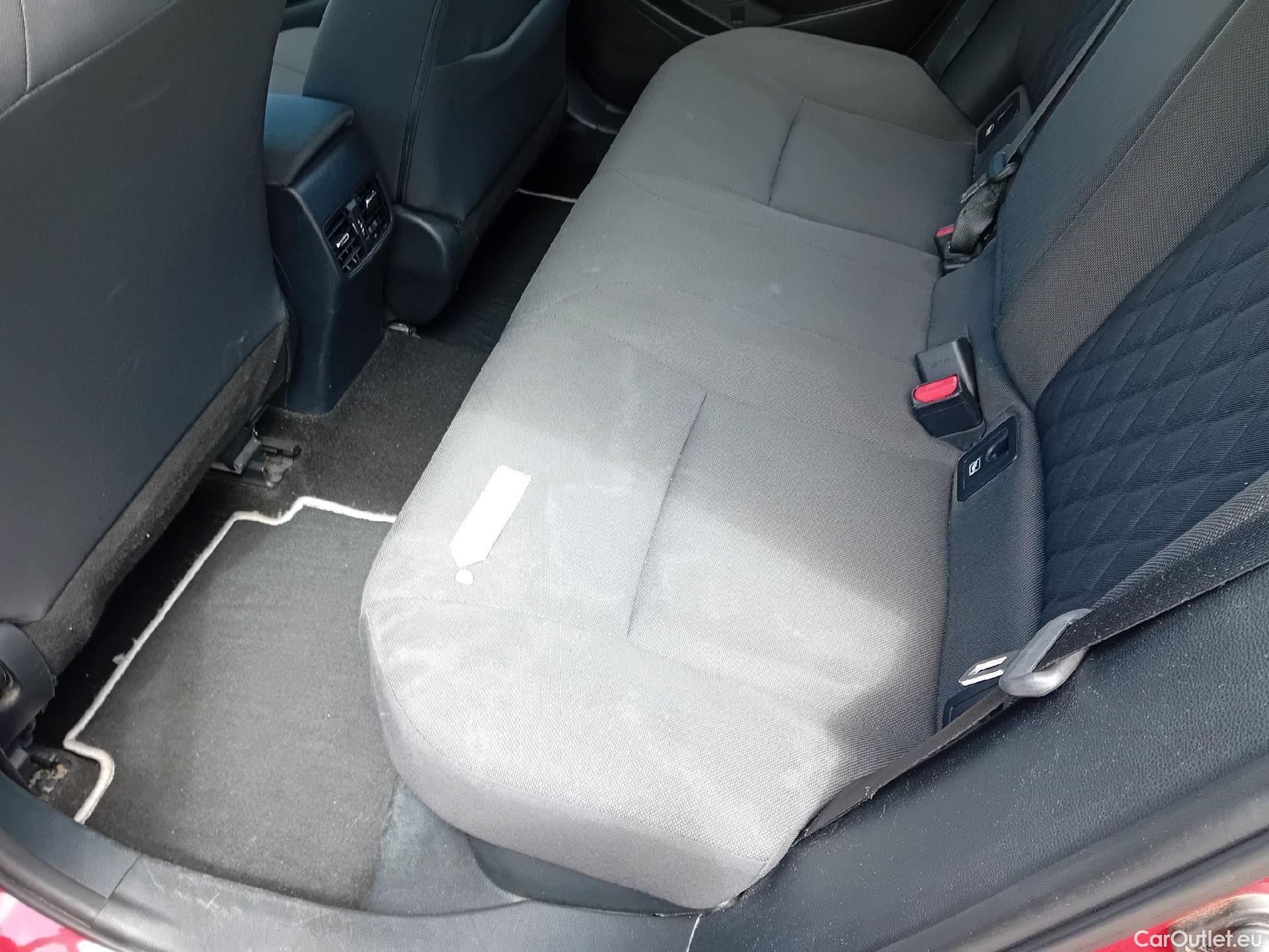  Toyota  Corolla TOYOTA  / 4P / sedán 1.8 98 CV BUSINESS PLUS E-CVT SEDAN #9