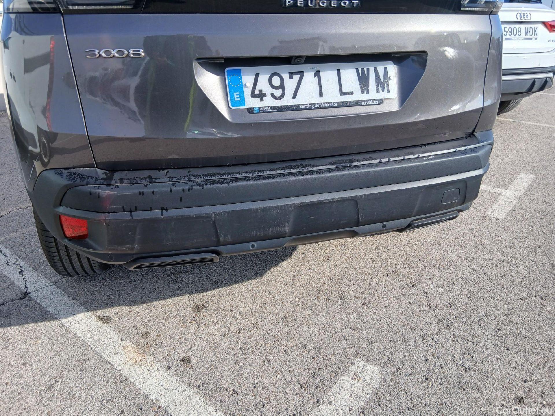  Peugeot  3008 PEUGEOT  / 2020 / 5P / todoterreno 1.5 BlueHDi 96kW S&S Active Pack EAT8 #31