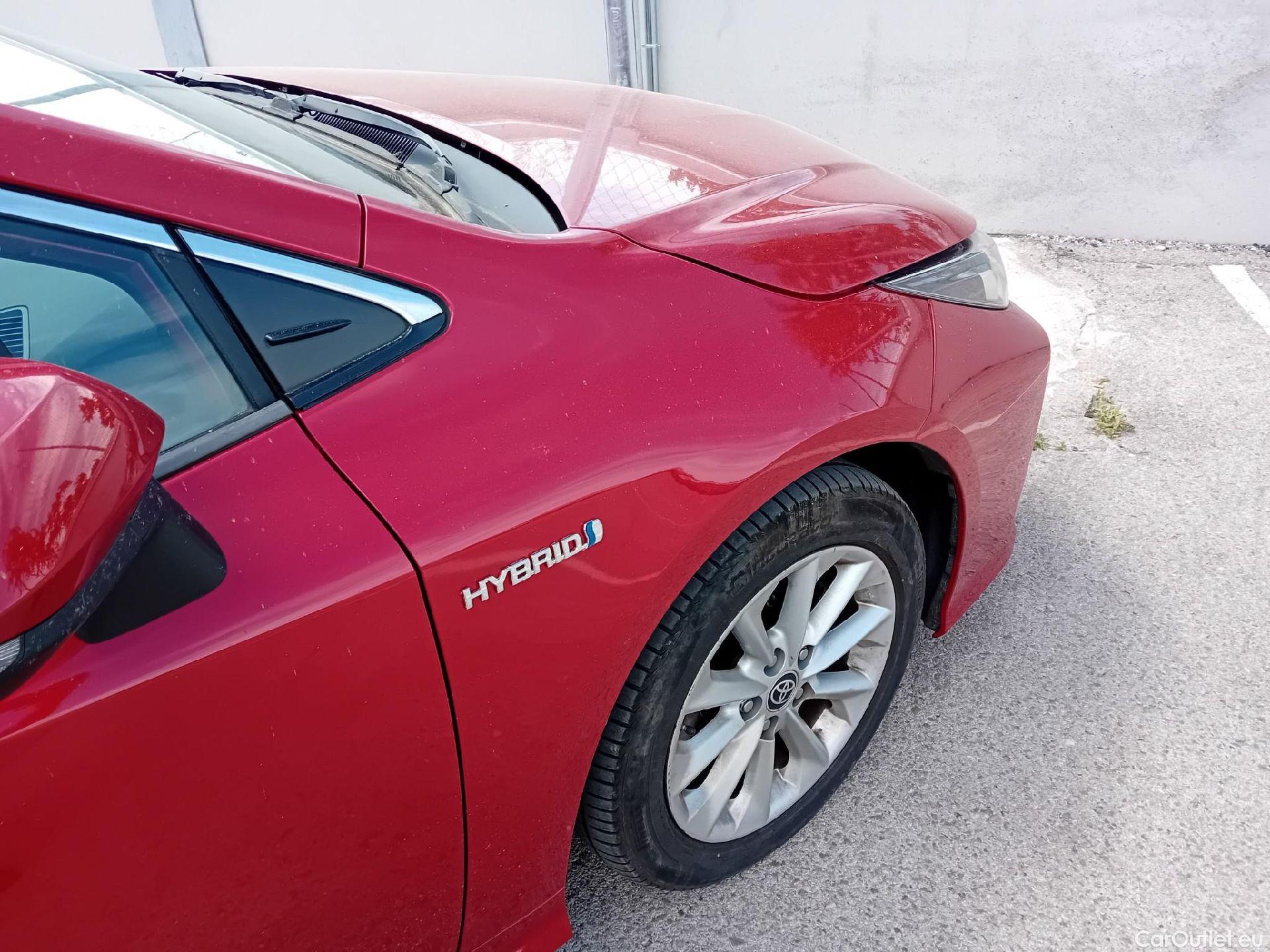  Toyota  Corolla TOYOTA  / 4P / sedán 1.8 98 CV BUSINESS PLUS E-CVT SEDAN #1