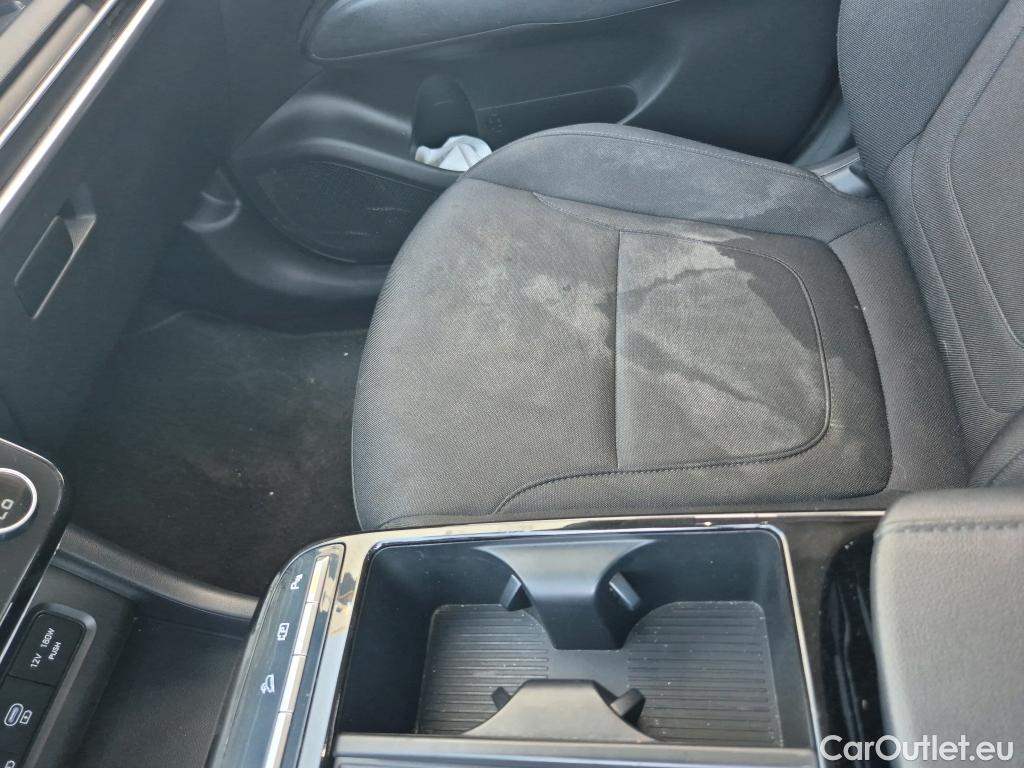  Hyundai  Tucson HYUNDAI  / 2024 / 5P / todoterreno 1.6T 158kW (215CV) HEV AT Klass #8