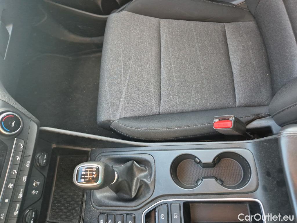 Hyundai  Tucson HYUNDAI  / 2018 / 5P / todoterreno 1.6 CRDI 85kW (116CV) 48V SLE 4X2(SP)(SL) #20