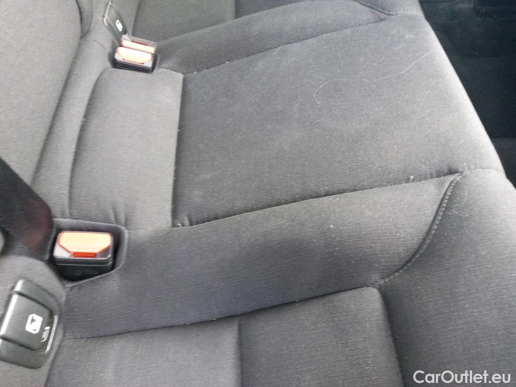  Volvo  XC60 VOLVO  2.0 B4 D AWD Momentum Pro Auto 190 CV #12