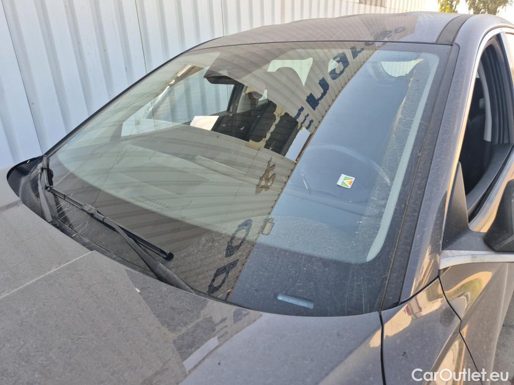  Hyundai  Tucson HYUNDAI  / 2024 / 5P / todoterreno 1.6T 158kW (215CV) HEV AT Klass #1