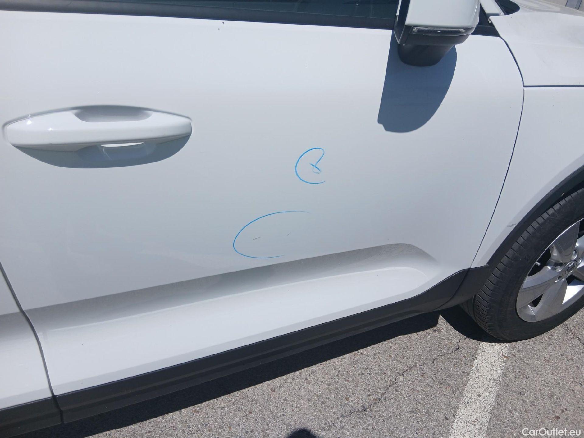  Volvo  XC 40 VOLVO XC40 / 2017 / 5P / todoterreno 1.5 T2 Momentum Core #26