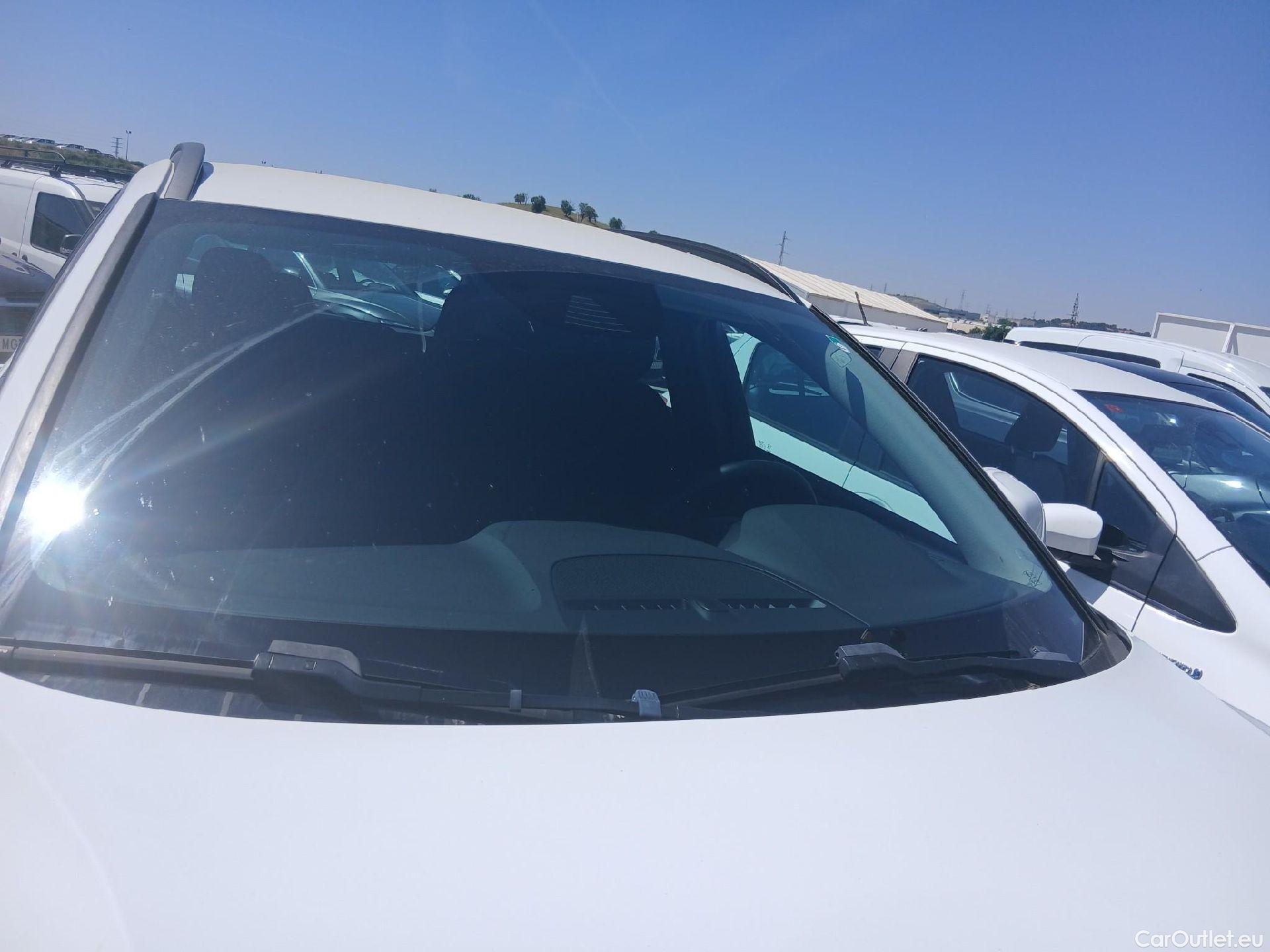  Volvo  XC 40 VOLVO XC40 / 2017 / 5P / todoterreno 1.5 T2 Momentum Core #8