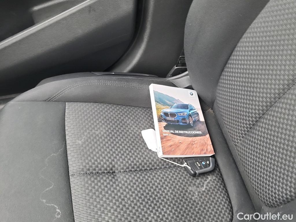  Bmw  X1 BMW  / 2019 / 5P / todoterreno sDrive18dA Corporate #1