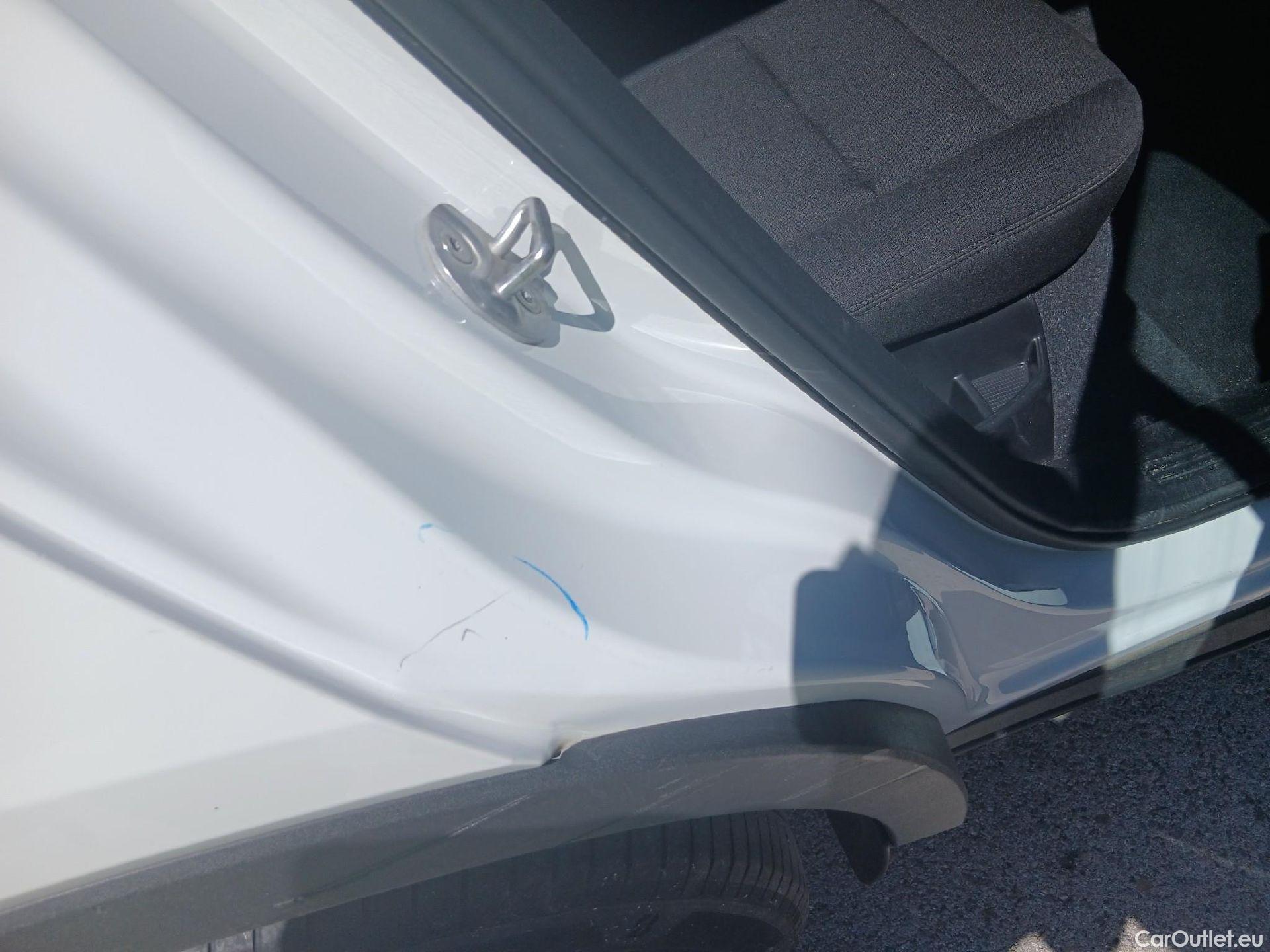  Volvo  XC 40 VOLVO XC40 / 2017 / 5P / todoterreno 1.5 T2 Momentum Core #24