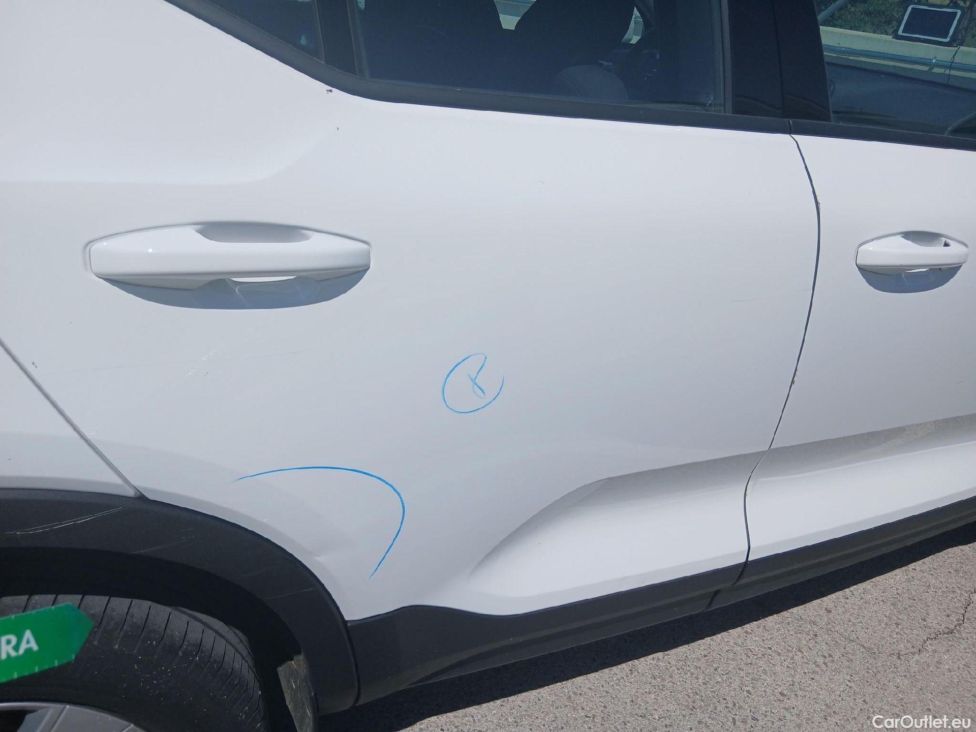  Volvo  XC 40 VOLVO XC40 / 2017 / 5P / todoterreno 1.5 T2 Momentum Core #22