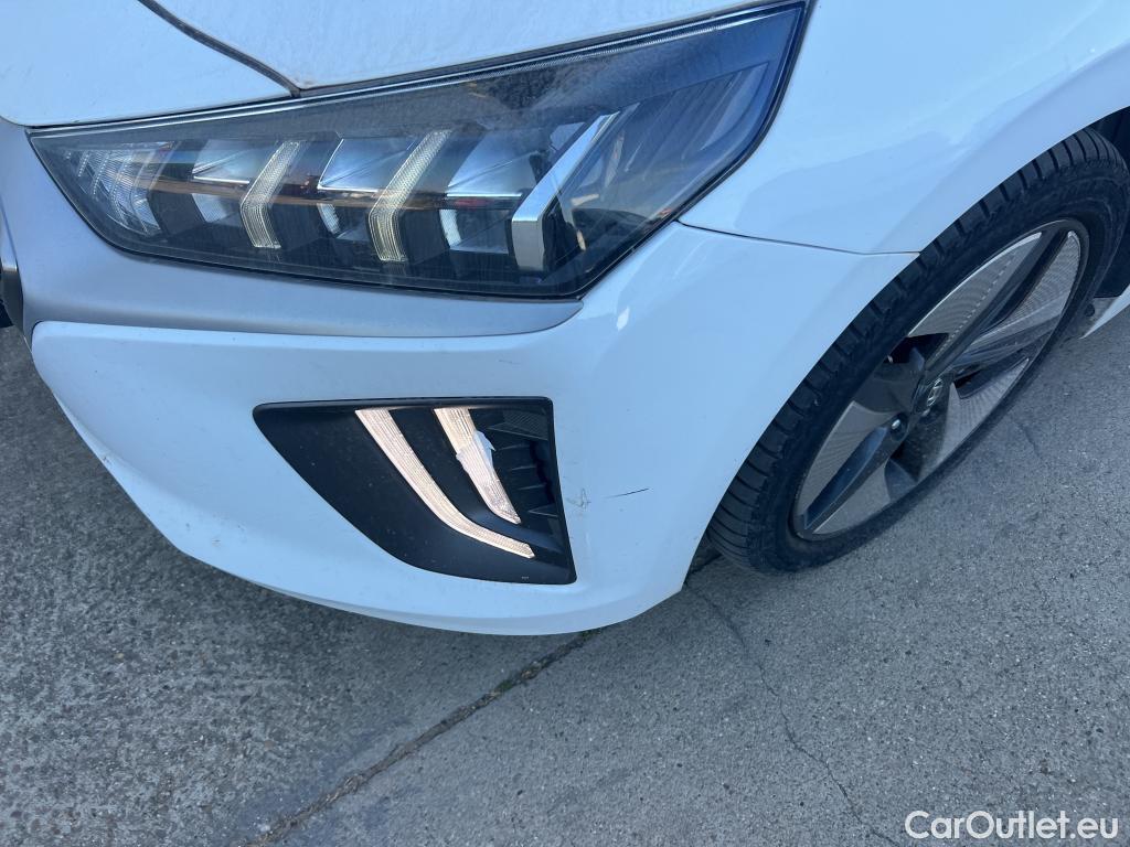  Hyundai   Ioniq HYUNDAI / 2019 / 5P / berlina con portón 1.6 GDI HEV Tecno DCT #15