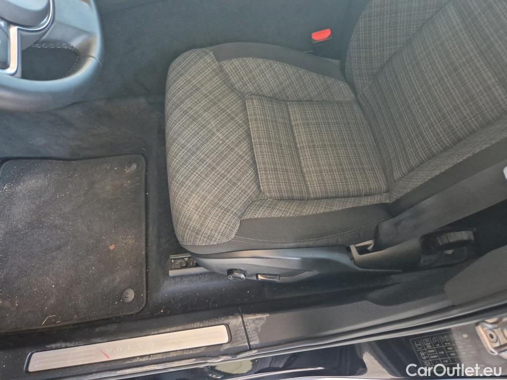  Volvo  XC60 VOLVO  / 2017 / 5P / todoterreno 2.0 B4 D Core Auto #11