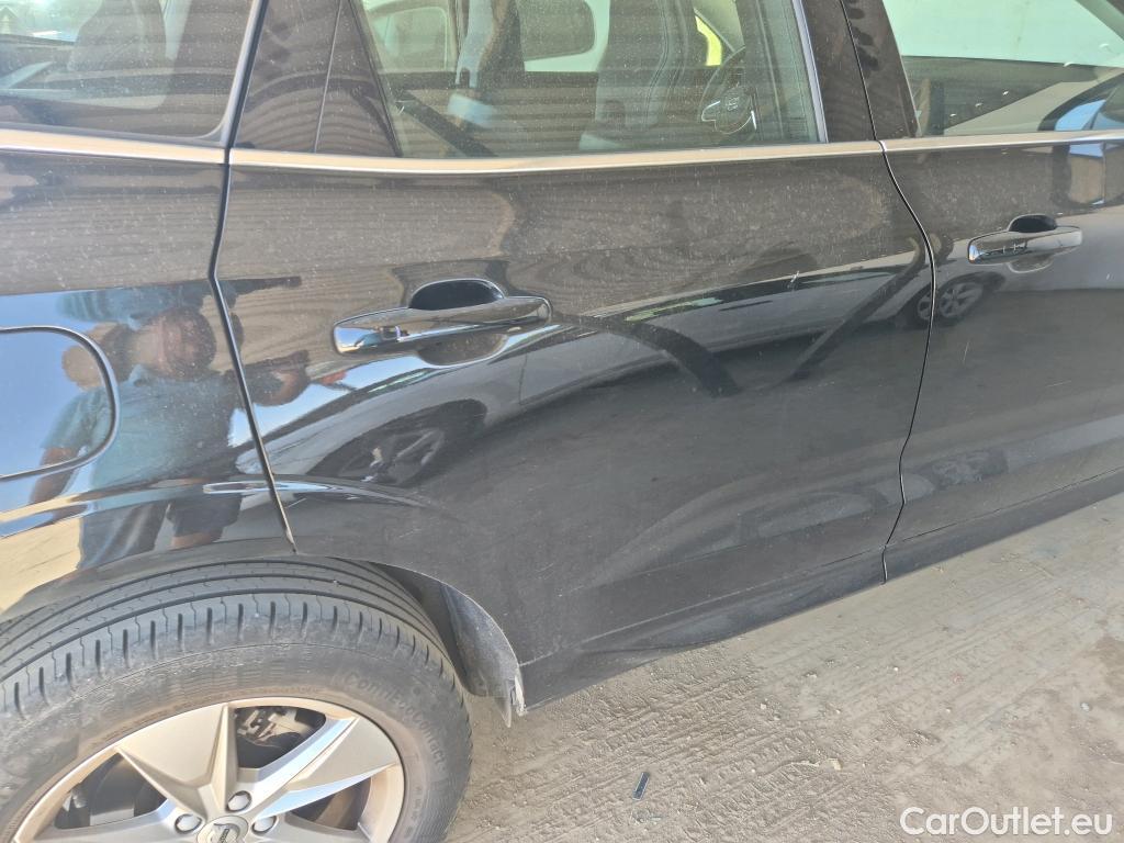  Volvo  XC60 VOLVO  / 2017 / 5P / todoterreno 2.0 B4 D Core Auto #9