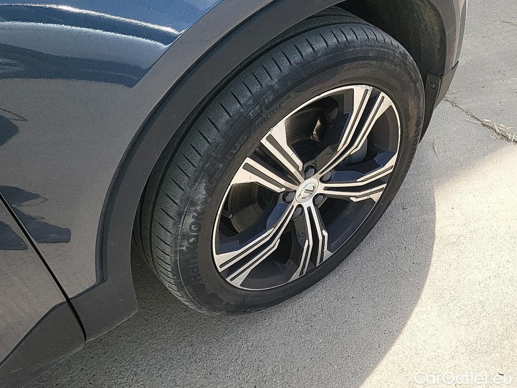  Volvo  XC 40 VOLVO XC40 / 2017 / 5P / todoterreno 1.5 T4 Twin Recharge Inscription Auto #3