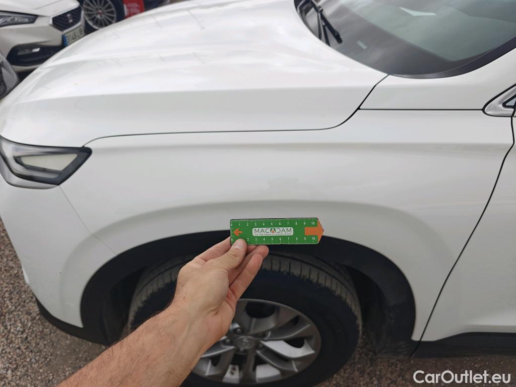  Hyundai  Santa Fe HYUNDAI  / 2018 / 5P / todoterreno 2.0 CRDi Essence 4x2 SR #17