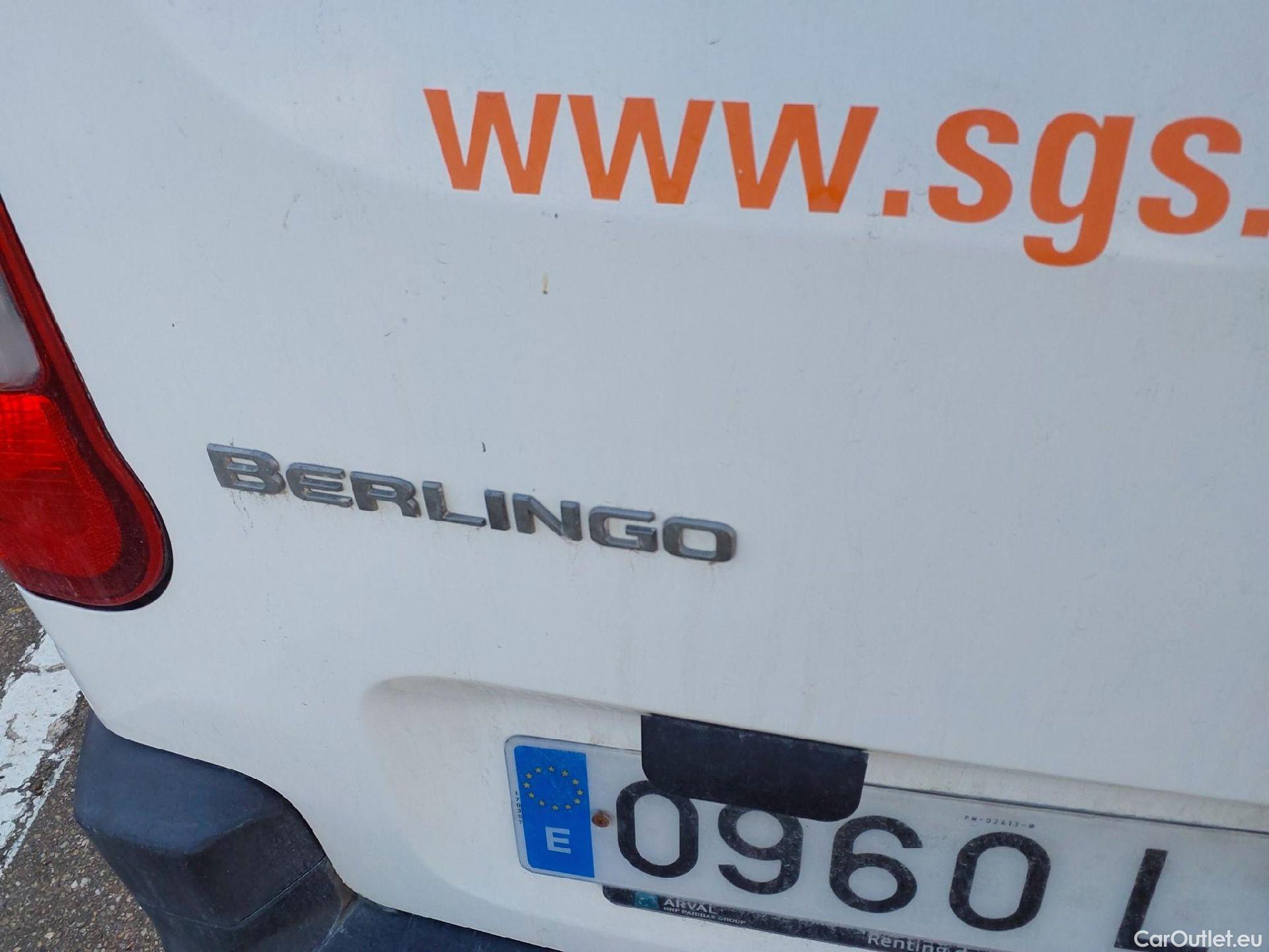  Citroen  Berlingo CITROEN  / 2018 / 3P / furgón derivado de turismo Talla M BlueHDi 100 CONTROL #32
