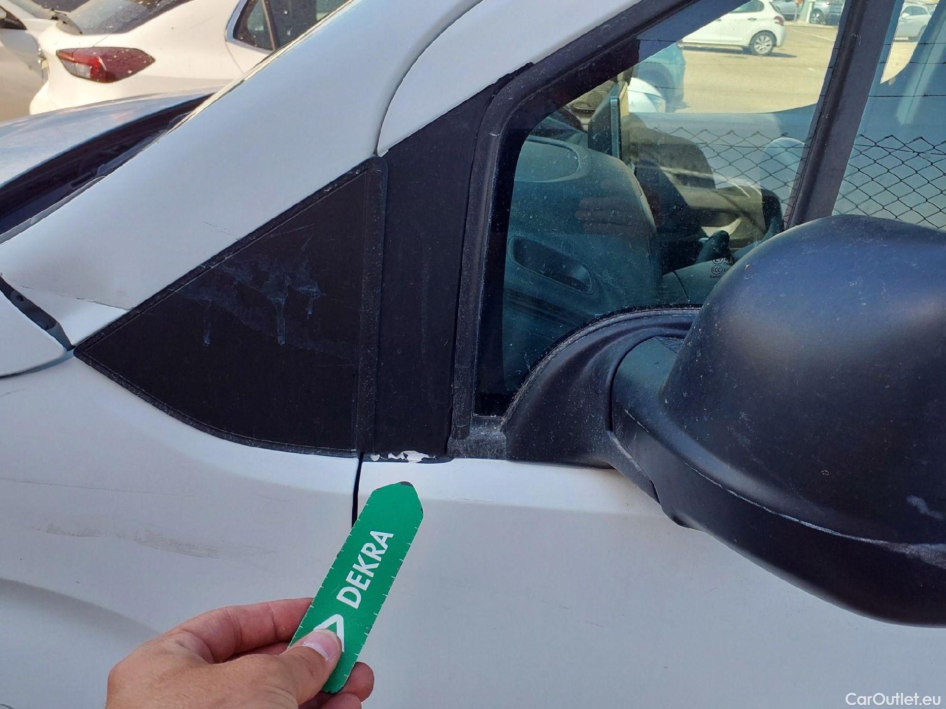  Citroen  Berlingo CITROEN  / 2018 / 3P / furgón derivado de turismo Talla M BlueHDi 100 CONTROL #12