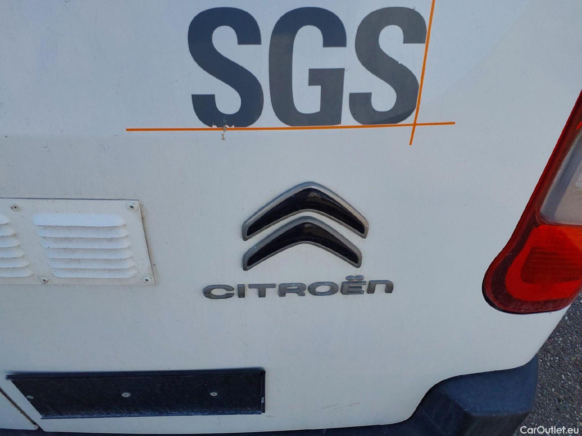  Citroen  Berlingo CITROEN  / 2018 / 3P / furgón derivado de turismo Talla M BlueHDi 100 CONTROL #33
