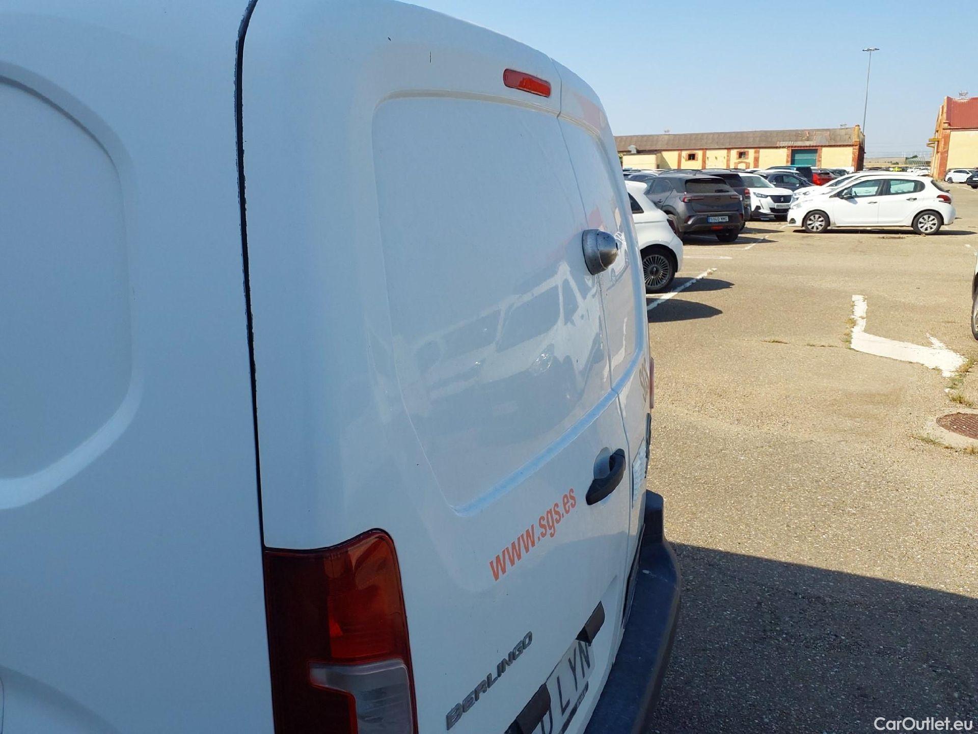  Citroen  Berlingo CITROEN  / 2018 / 3P / furgón derivado de turismo Talla M BlueHDi 100 CONTROL #28