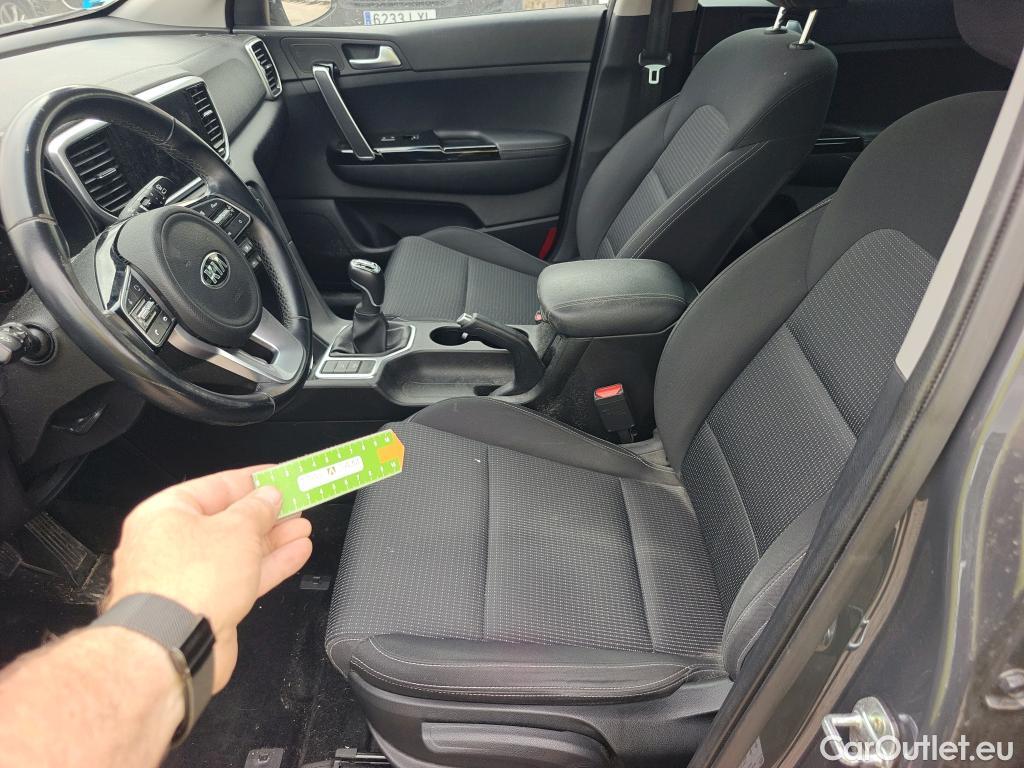  KIA  Sportage KIA  1.6MHEV Drive 100kW(136CV) 4x2(Crist Tintados) #15