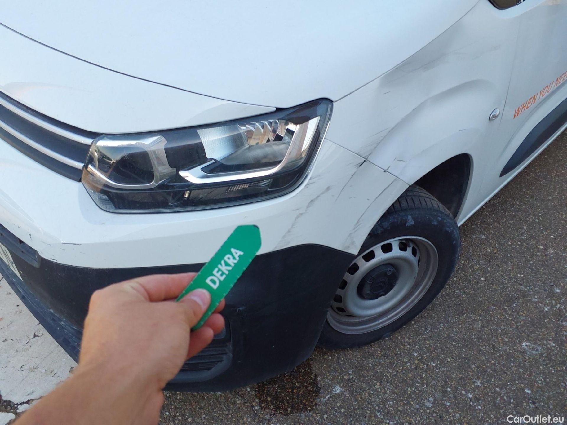  Citroen  Berlingo CITROEN  / 2018 / 3P / furgón derivado de turismo Talla M BlueHDi 100 CONTROL #20