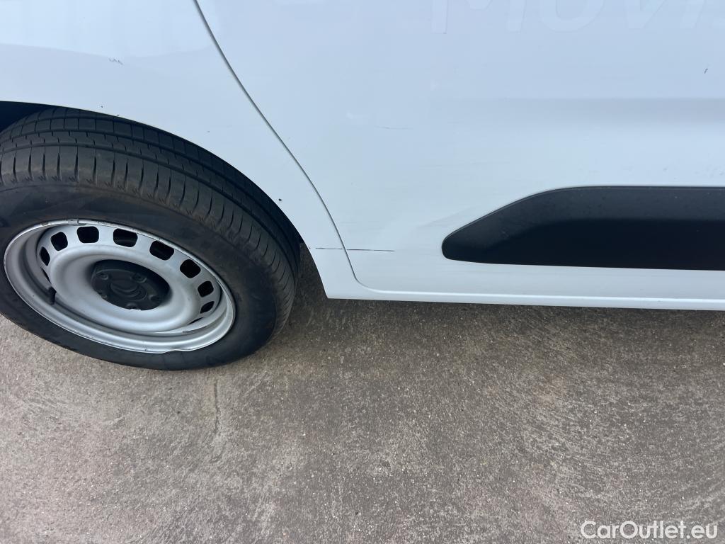  Citroen  Berlingo CITROEN  / 2018 / 4P / furgón derivado de turismo Talla M BlueHDi 100 CLUB #13