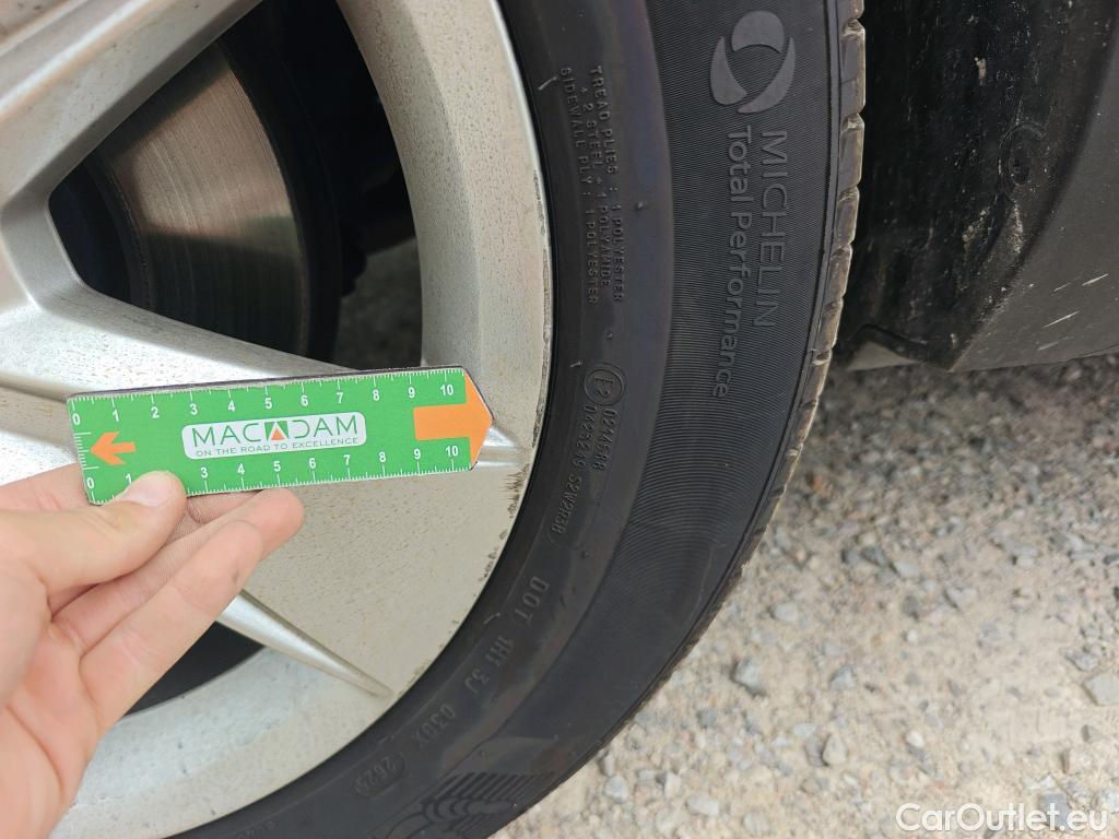  Volvo  XC 40 VOLVO XC40 / 2021 / 5P / todoterreno 2.0 B3 G Core Auto #6