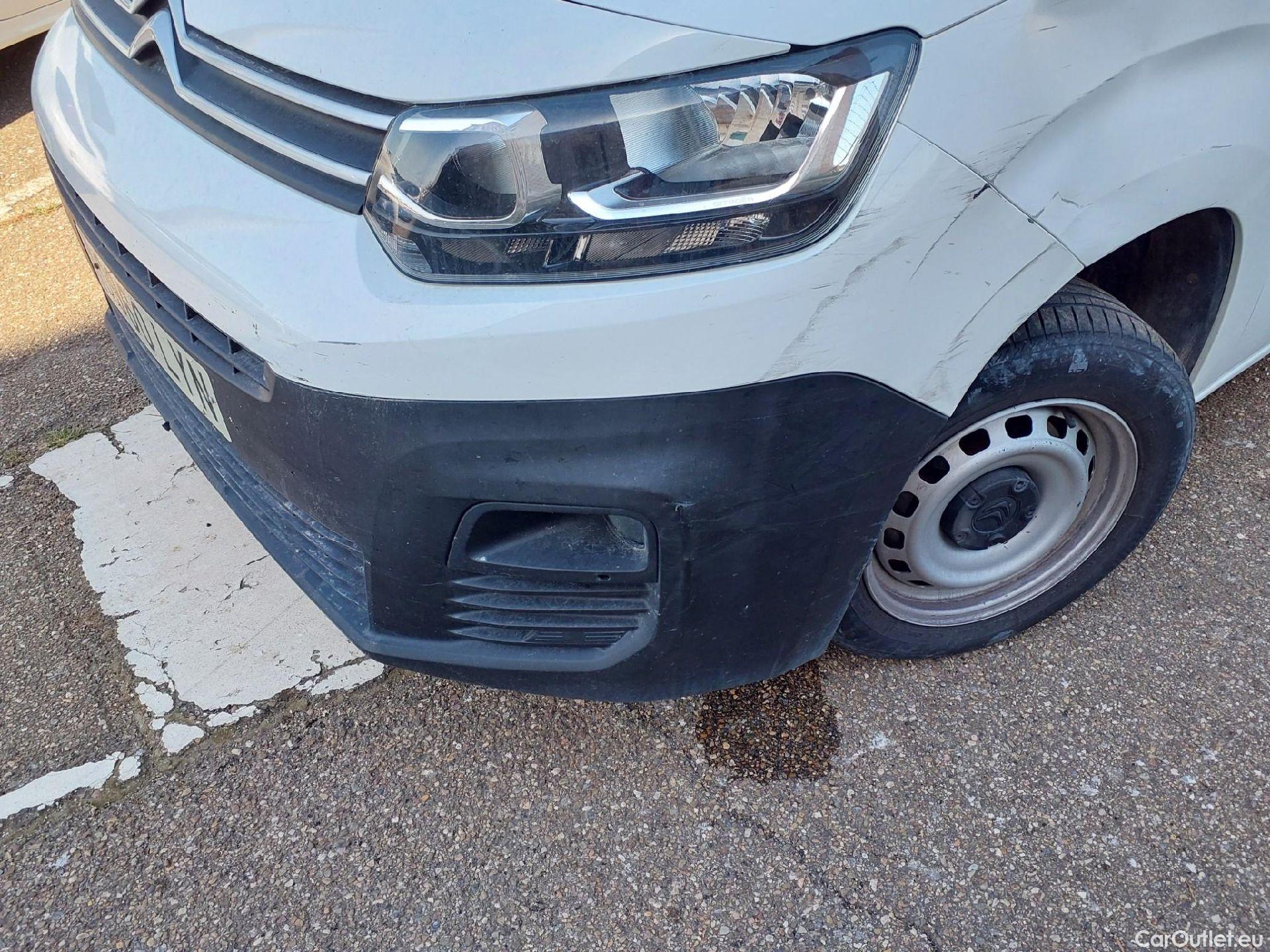  Citroen  Berlingo CITROEN  / 2018 / 3P / furgón derivado de turismo Talla M BlueHDi 100 CONTROL #22