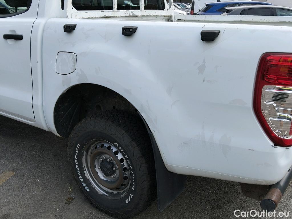  Ford  Ranger FORD  VU 4p 6G pickup 2.2 TDCi 150cv 4x4 Doble Cabina XL #29