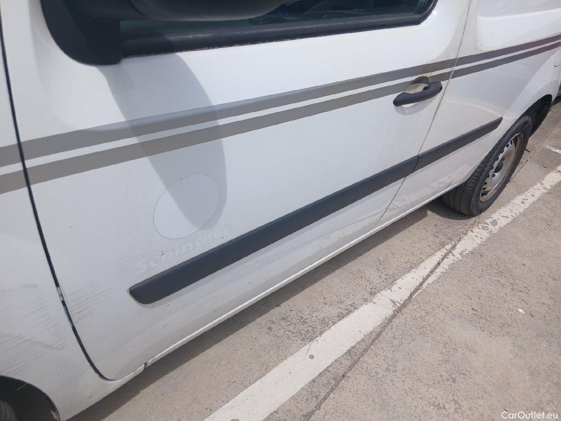  Renault  Kangoo  II Furgón Professional 1.5 dCi 95CV MT6 E6dT #19
