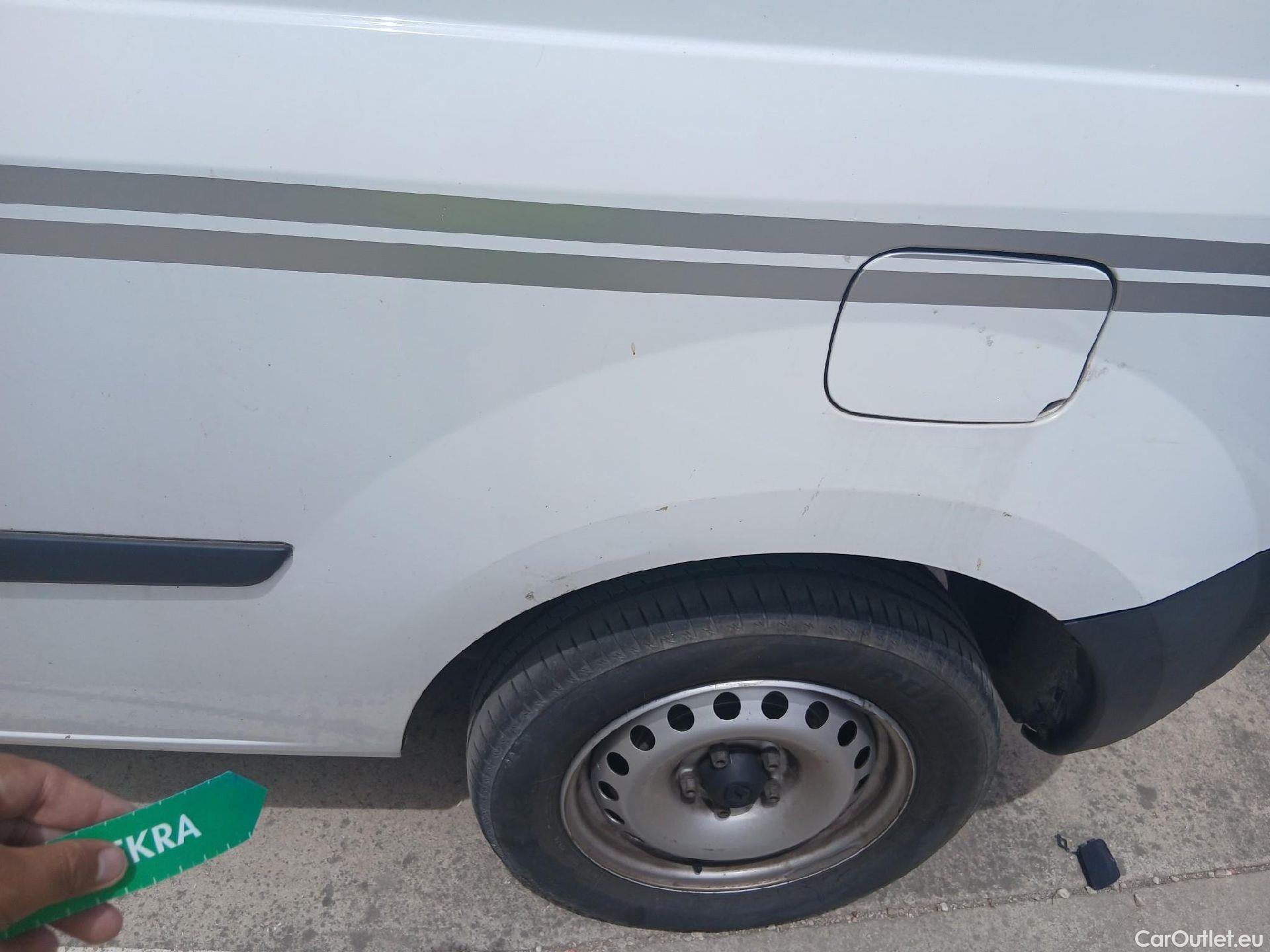  Renault  Kangoo  II Furgón Professional 1.5 dCi 95CV MT6 E6dT #23