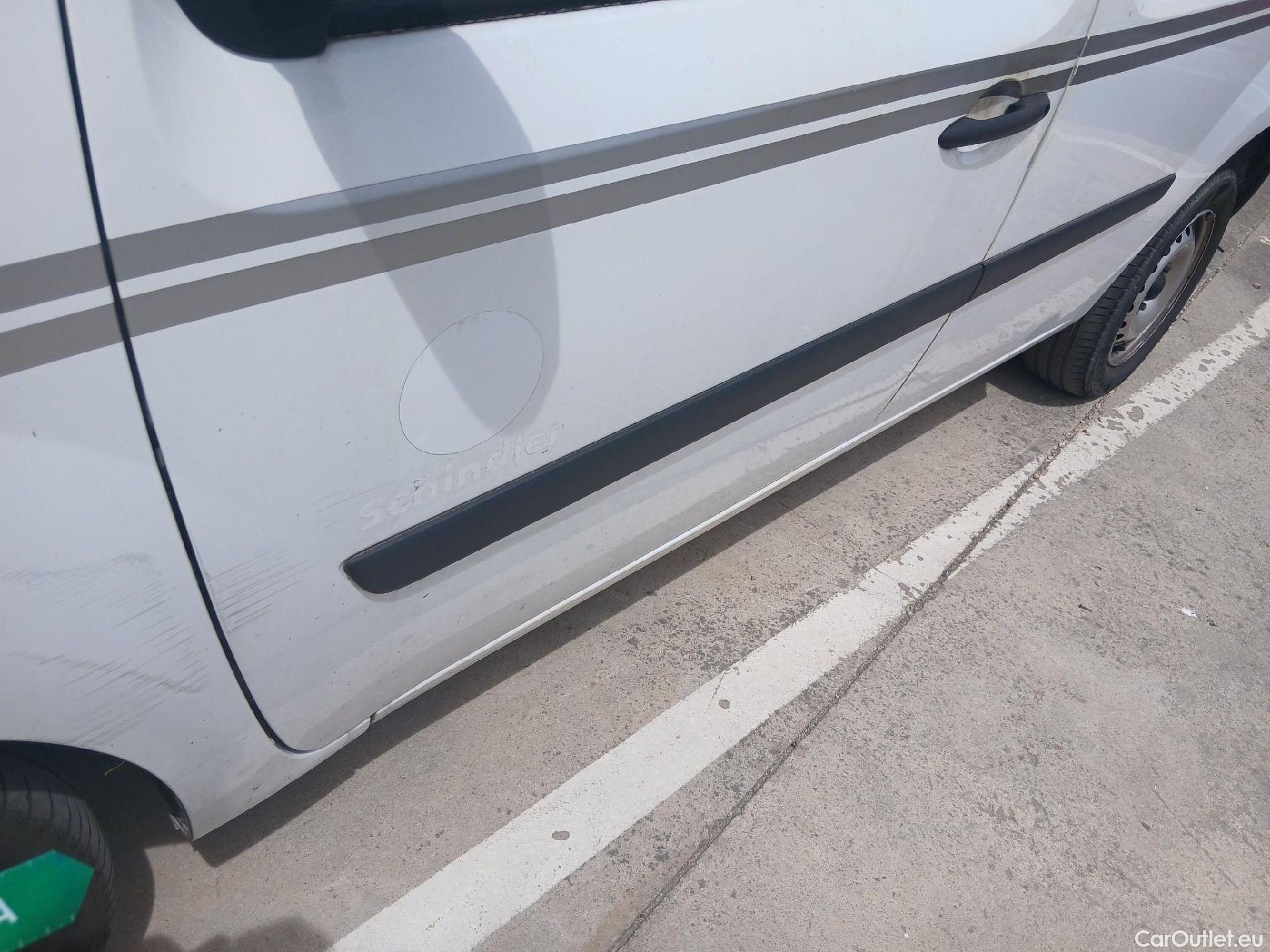  Renault  Kangoo  II Furgón Professional 1.5 dCi 95CV MT6 E6dT #18