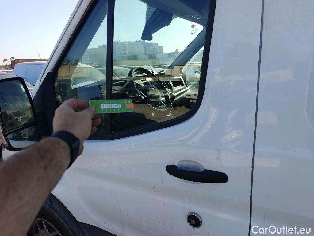  Ford  Transit FORD  / 2013 / 4P / furgón 350 96kW L3H2 Van Trend FWD #20