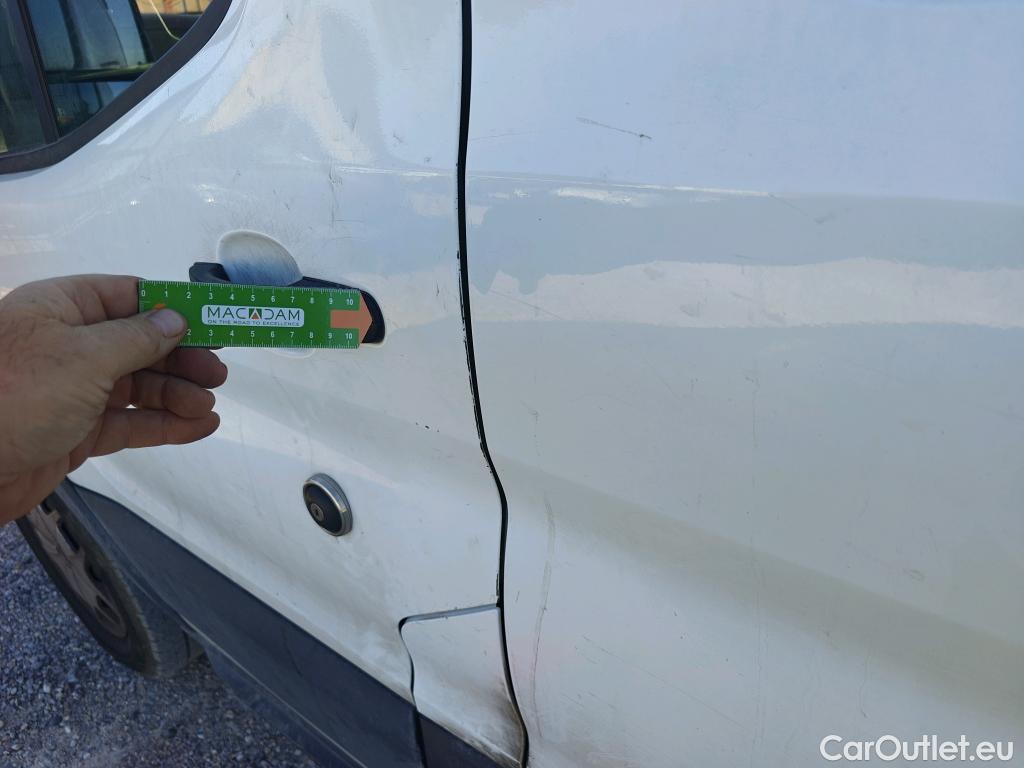  Ford  Transit FORD  / 2013 / 4P / furgón 350 96kW L3H2 Van Trend FWD #22