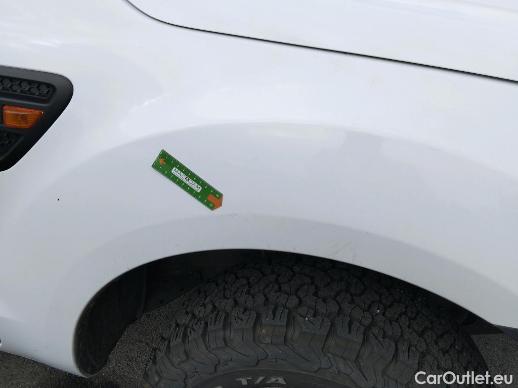  Ford  Ranger FORD  VU 4p 6G pickup 2.2 TDCi 150cv 4x4 Doble Cabina XL #48