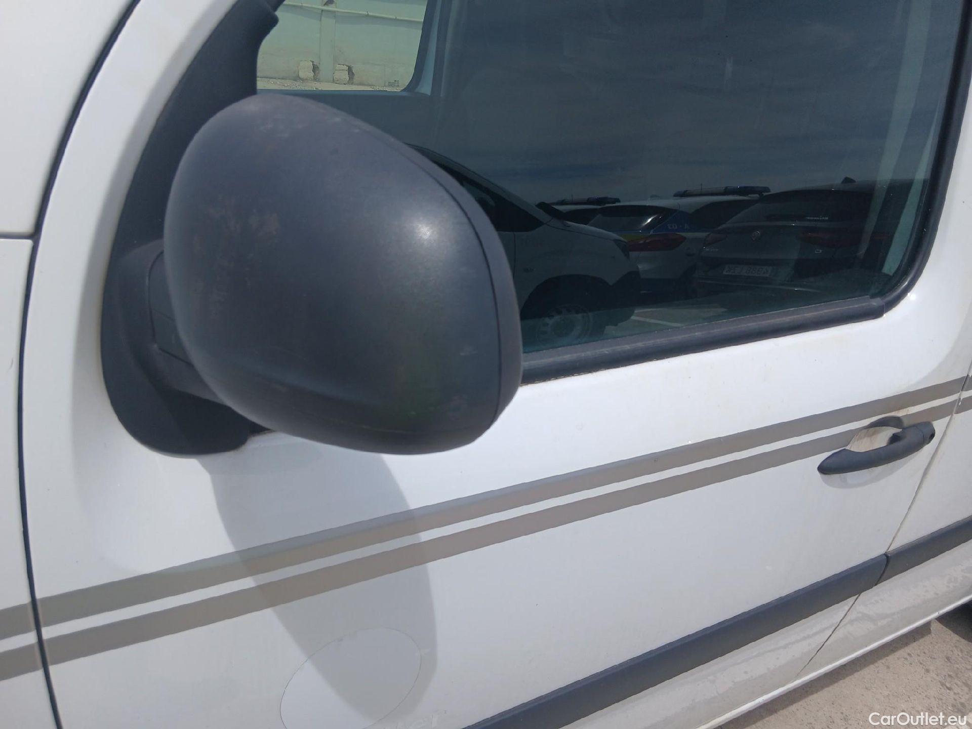  Renault  Kangoo  II Furgón Professional 1.5 dCi 95CV MT6 E6dT #20