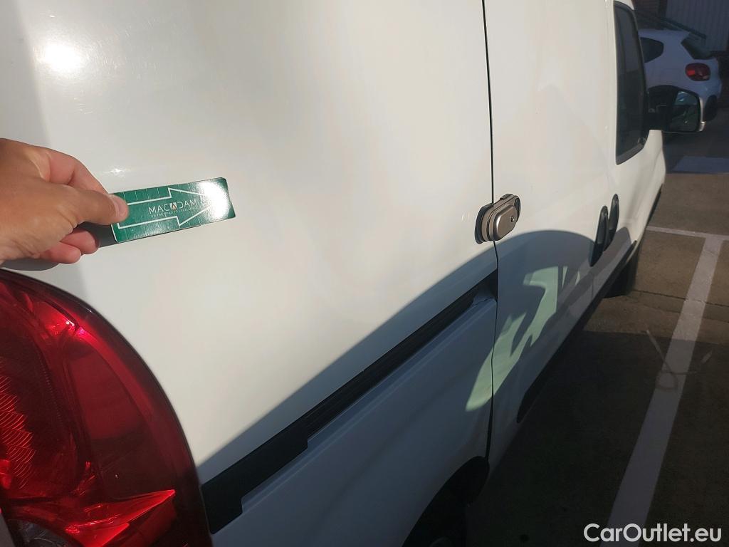  Fiat  Doblo FIAT Doblò Cargo Base Plus 1.4 T 120 CV GNC / 3P
 #14